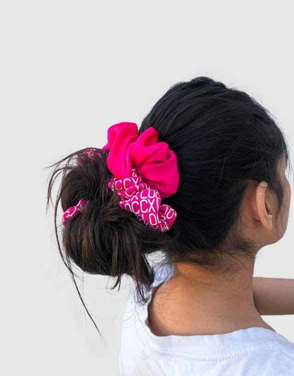 heatless-curls-with-bun-pink-silk